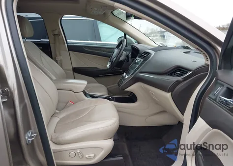 2018 Lincoln Mkc Reserve z USA, uszkodzony, nr VIN 5LMTJ3DH6JUL21197